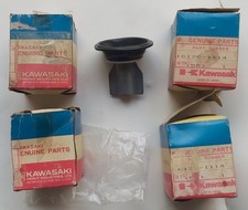 KAWASAKI GPZ900R MEMBRANE CARBURATORI VACUUM VALVES NOS 16126-1114