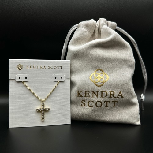 Collana con ciondolo - , croce