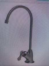 Rubinetto in nichel spazzolato