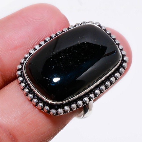 Anello con pietre preziose - , in