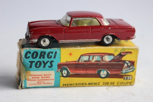 Corgi toys 230 voiture - toys,
