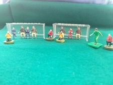 Subbuteo Coppia di Panchine Bordocampo,Calciatori ,Manager,Allenatori ,Fotografi