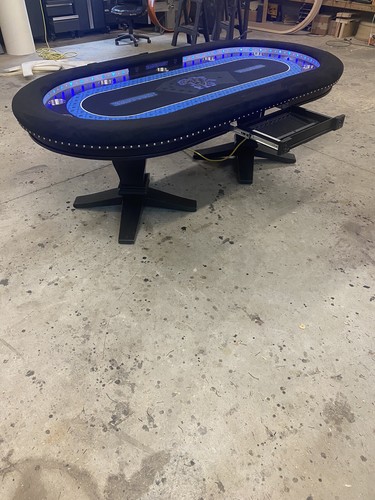 Deluxe custom poker - deluxe,