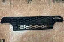 GRIGLIA ANTERIORE PARAURTI