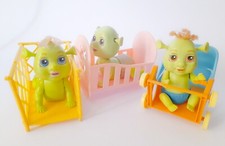 ♥ LOTTO DI 3 BABY SHREK III PUPAZZI PLASTICA RIGIDA CON CULLA 2007