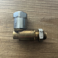 Raccordo vetro vista acqua