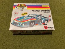 Kremer Porsche 935 Vaillant Burago Scala 1:24 con scatola