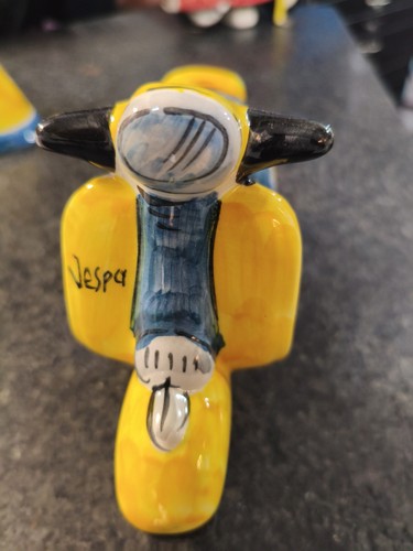 Vespa moto ceramica - in,