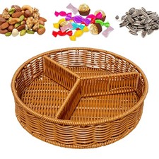 Cesto di frutta intrecciata di