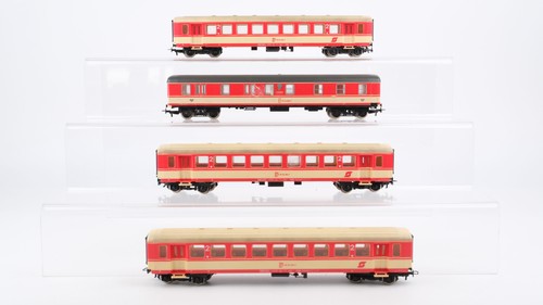 Piccolo modellino ferroviario