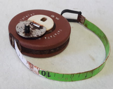 Antico metro da cantiere