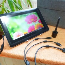 Wacom Cintiq Companion 2 13