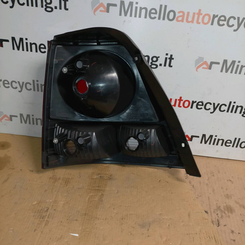 924023e010 fanale post kia - 924023e010,