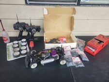Kyosho V One R auto