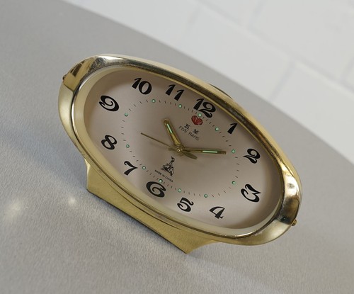 Vecchio orologio tavolo - vecchio,