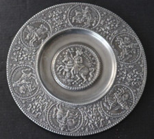 Belle assiette PATENE en etain