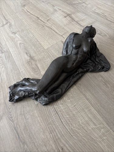 Grande statua stile - rodin, nuda