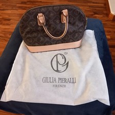 Borsa di Giulia Pieralli con cerniera e tasca interna