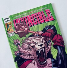 Invincible #59 (115-116 ) Battle Beast Vs. R. Thragg! Variant Image Italian