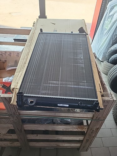 Radiatore motore originale - radiatore,