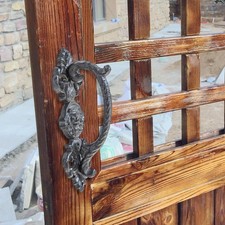 Maniglia per porta in metallo