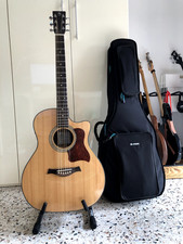 baritone acoustic guitar