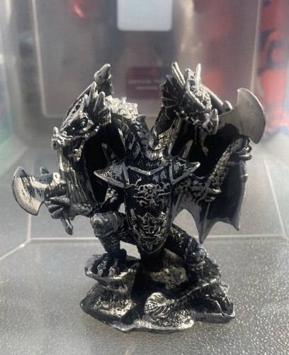 Figura drago due teste in - teste,