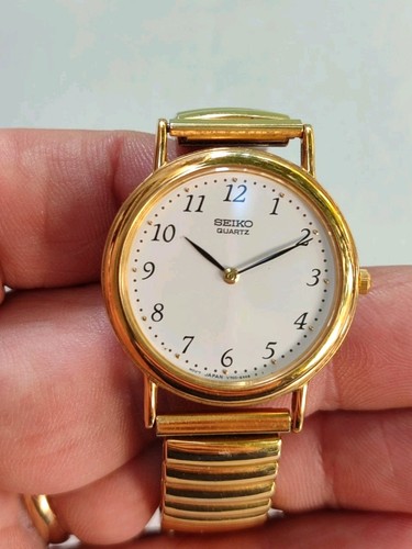 Seiko quartz v700 6k30 - seiko,