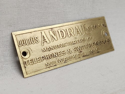 Antico telefono originale