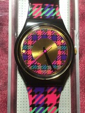 Orologio da polso SWATCH Gent TWEED (GB147)-NUOVO/NOS-a scacchi-rosa/viola/oro-BELLO!!!