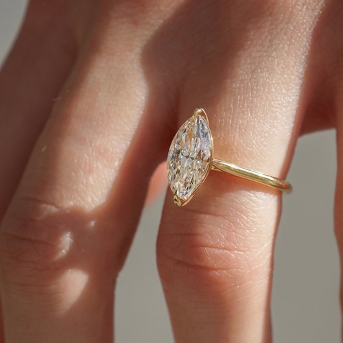 Anello solitario moissanite