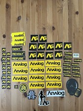 ENORME lotto adesivi snowboard analogici Burton rari 64 pezzi