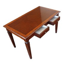 Tavolo da pranzo rettangolare