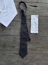 Cravate Prada Noir , Parfait
