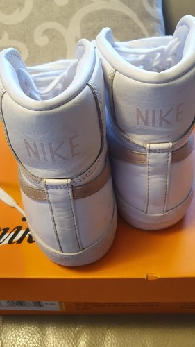 Nike - n.40,