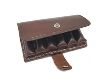 Gibernetta chiusa in cuoio