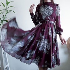 Abito svasato floreale