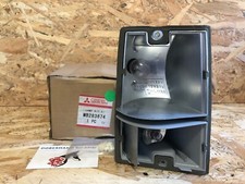 Portalampada freccia anteriore DX *ORIGINALE* MITSUBISHI Pajero cod. MB283674