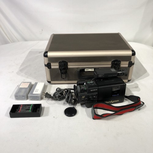 Sony ccd video8 handycam - ccd-v3,