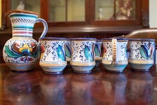 Caraffa e bicchieri in