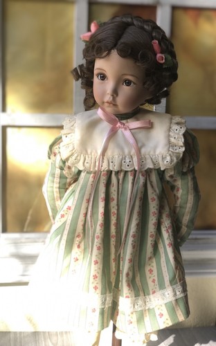 Bambola porcellana coa - bambola, di