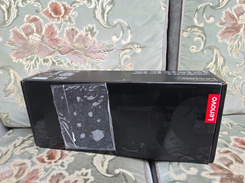 Nuovo lenovo legion z2 - go, 2