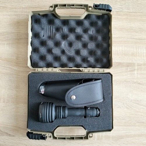 Armytek barracuda pro max - armytek,