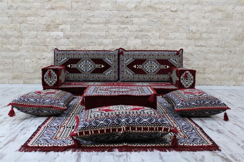 Divano majlis arabo posti a - majlis, arabo,