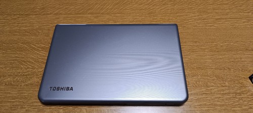 Toshiba satellite pro l70 a - toshiba,