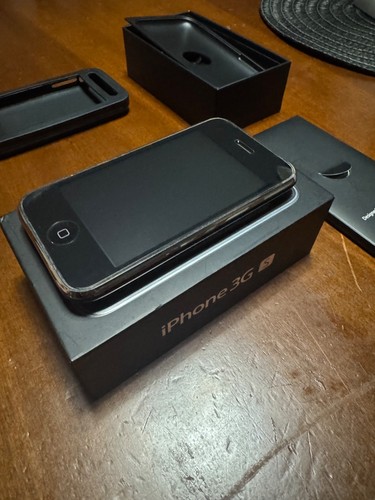 Iphone 3gs black 8gb - iphone,