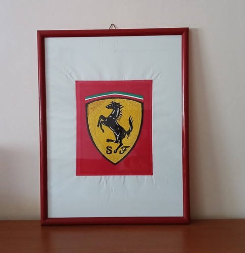 Quadro con stemma ferrari - la,