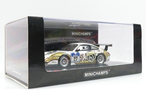 Minichamps 437106727 - 1:43,