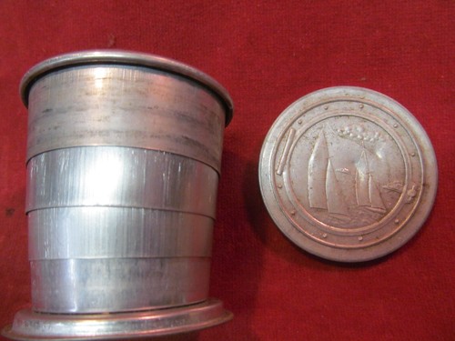Antica tazza pieghevole - pieghevole, in