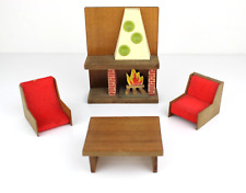 Salotto Mobili in miniatura Sedie Camino con fuoco Tavolo in legno Soggiorno